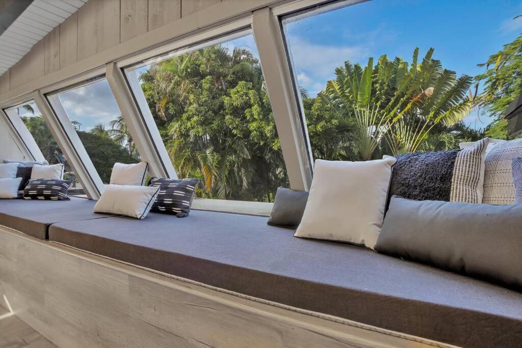 Stunning 2 Story Villa With Pool Fort Lauderdale Exterior photo